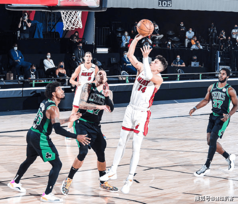 文班亚马刷新里程碑,马德里竞技次回合力克巴塞罗那,晋级概率达68%(文班亚马弹跳数据) 文班亚马刷新里程碑,马德里竞技次回合力克巴塞罗那,晋级概率达68%(文班亚马弹跳数据)